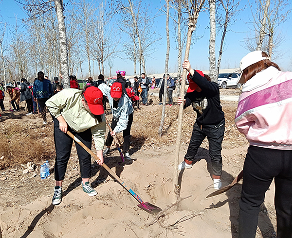 植樹掠影1小.JPG