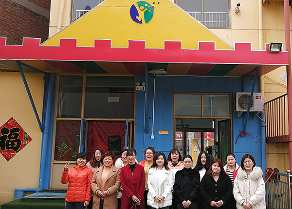 樂萌合影2小.jpg