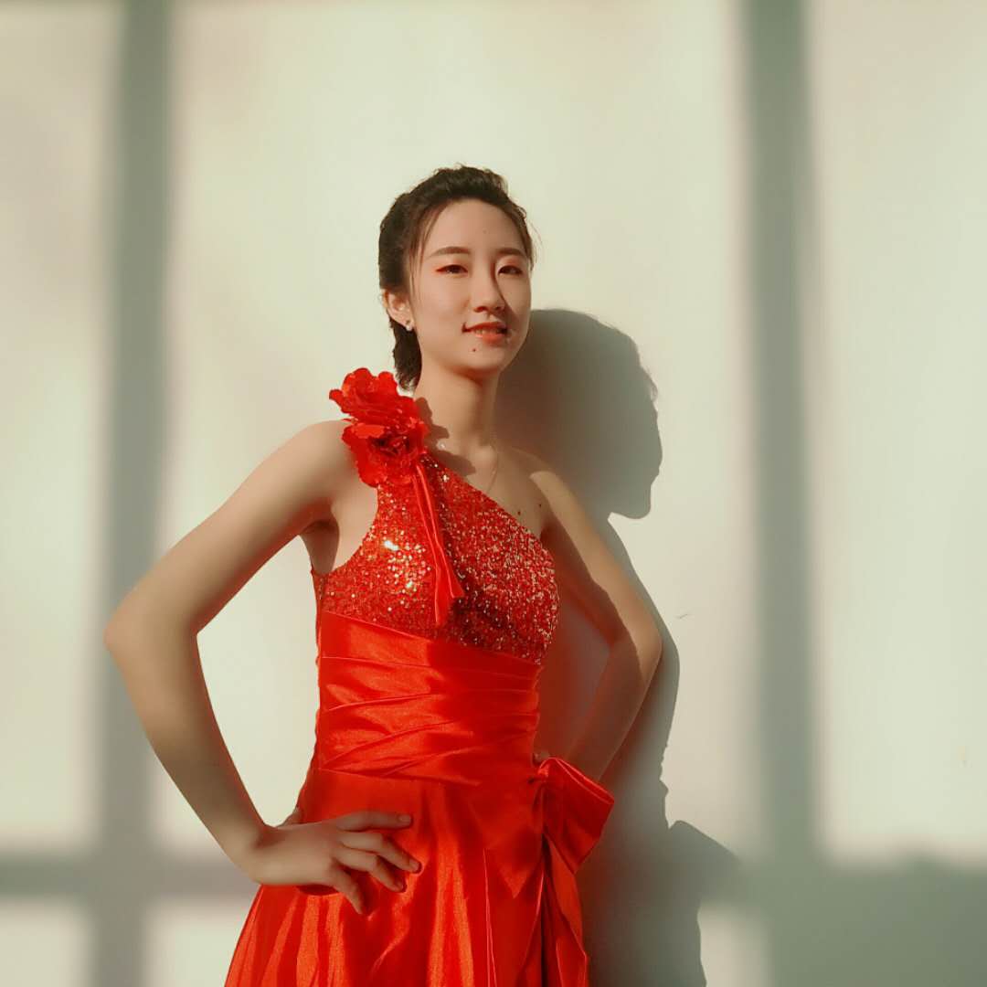 李琪哲照片.jpg